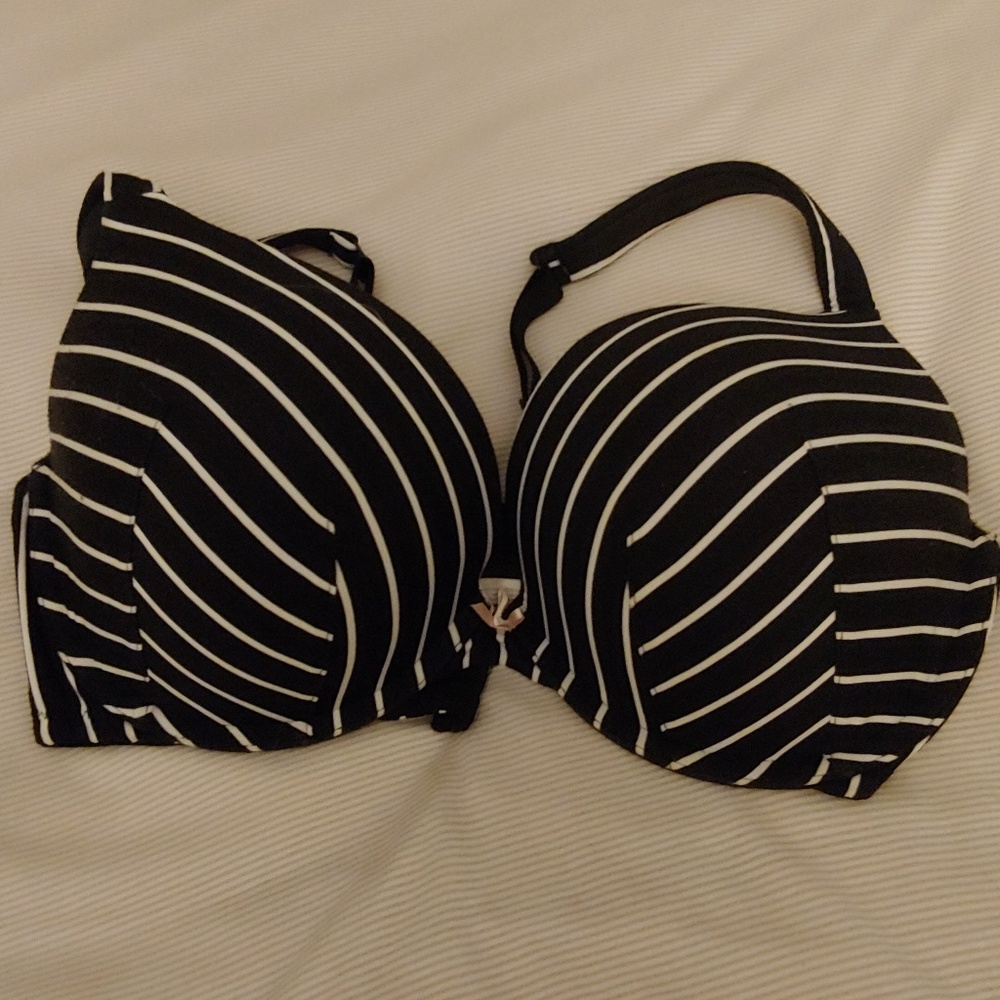 Cacique 38DD t shirt bra